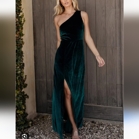 Baltic Born Tatiana Emerald Green One Shoulder Velvet Maxi Dress Size M - Picture 1 of 14